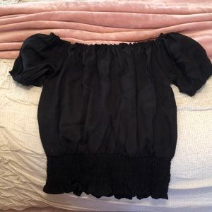 Black smocked T-shirt